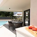 Perla Villa